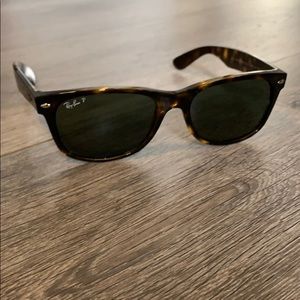 Polarized Ray-Ban New Wayfarer Sunglasses